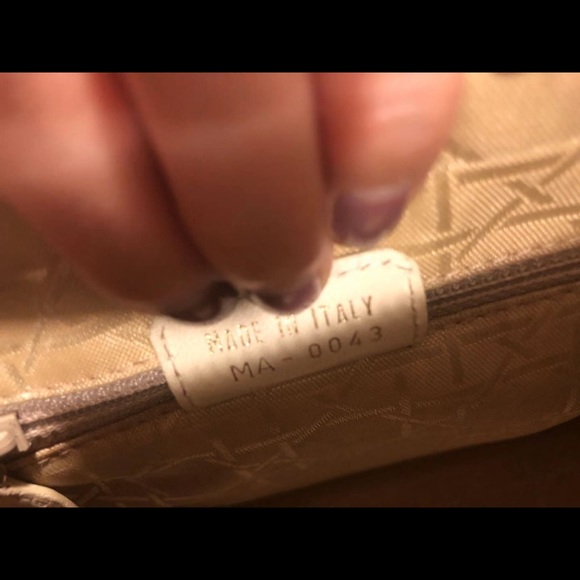 Authentic Dior - Picture 8 of 8